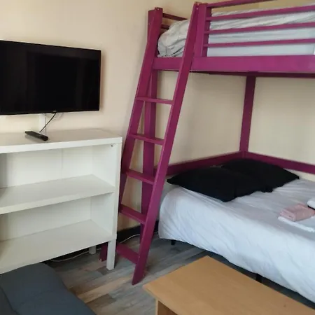 Pres Du Jardin Des Explorateurs Apartment